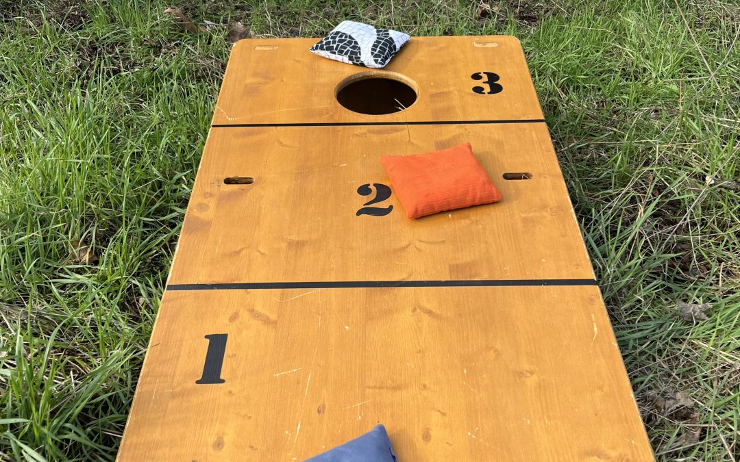 Cornhole M